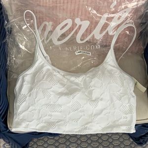 Aerie Scoop bathing suit top in White